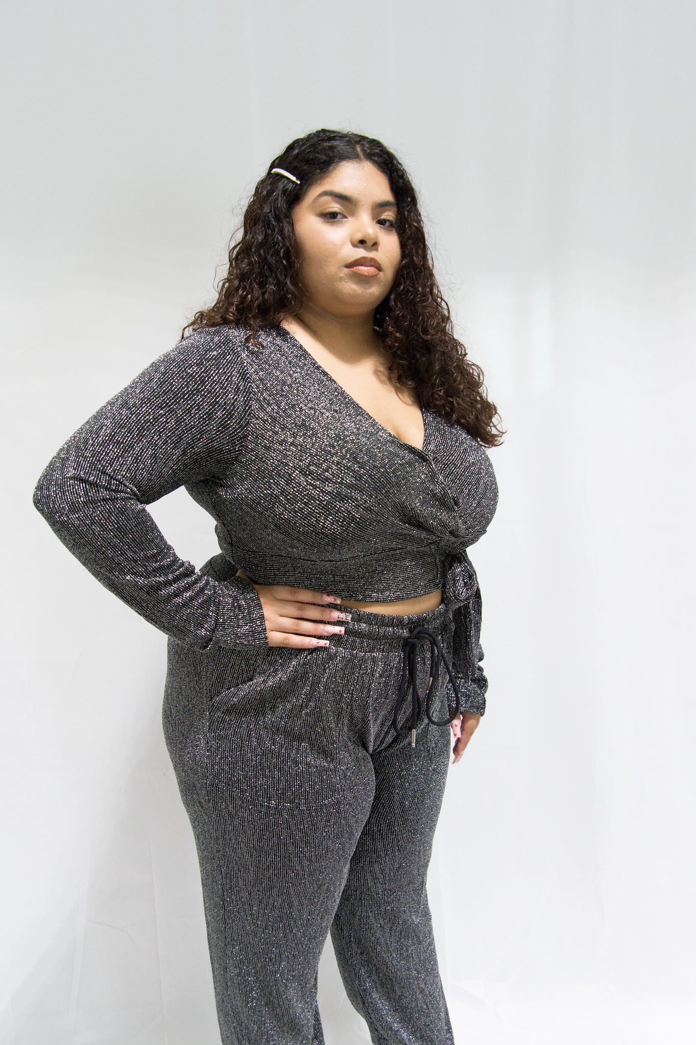 Curvy Metallic Essence